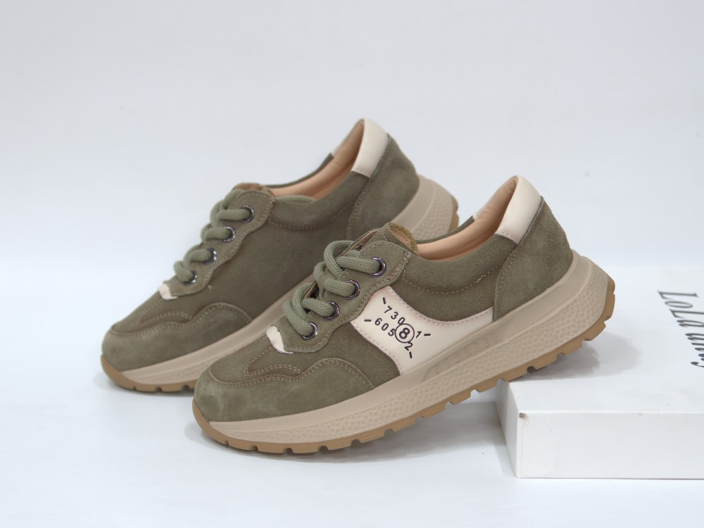 Кроссовки 06-1889-8